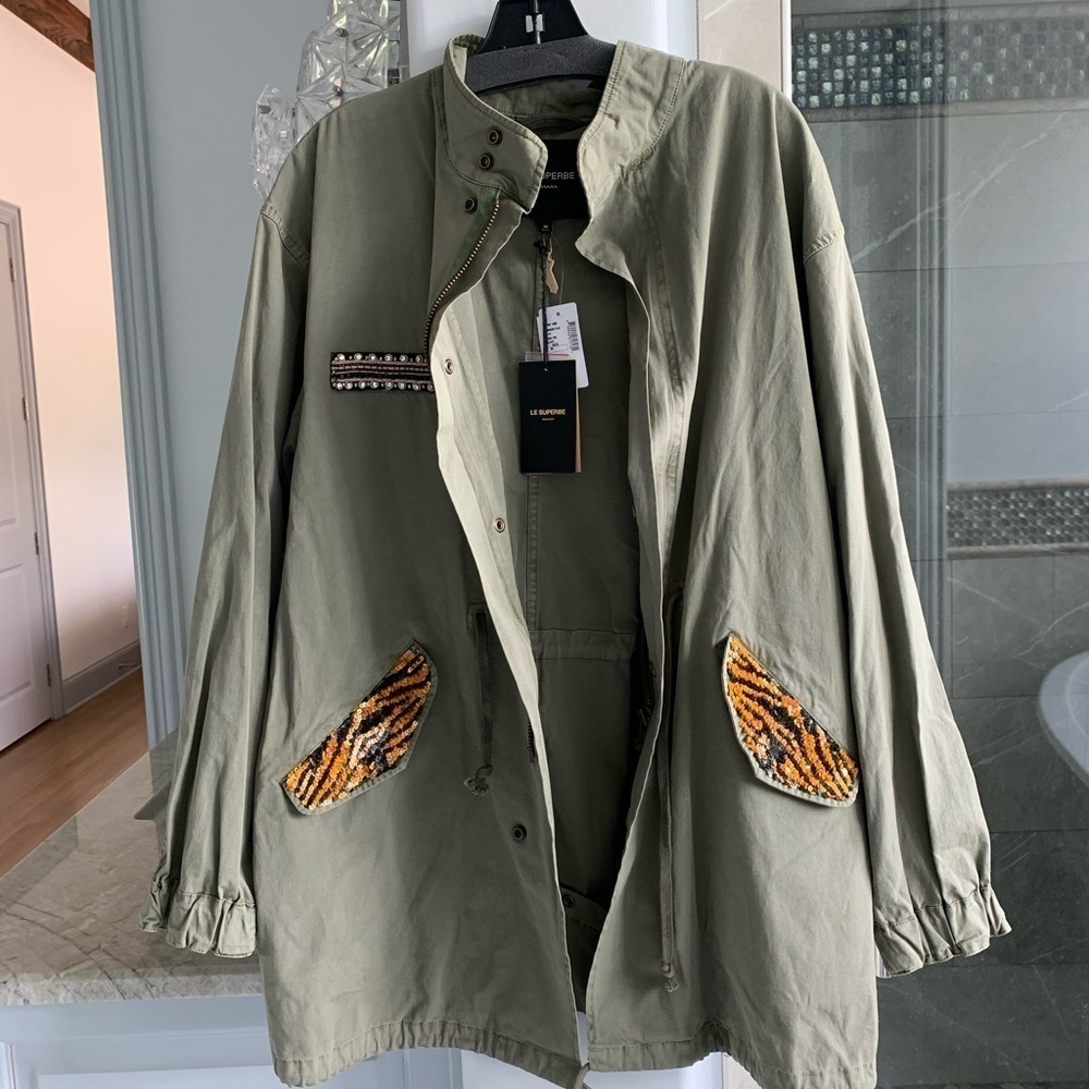 LE SUPERBE Hotel California Sequin Back Anorak - Picture 5 of 13